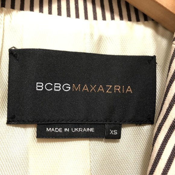 BCBGMaxAzria Short Sleeve Double Lapel Blazer - Size XS - Picture 6 of 8